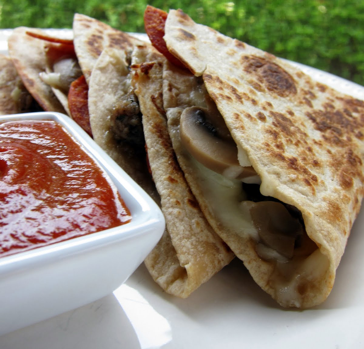 low-carb-high-protein-wrap-pizza